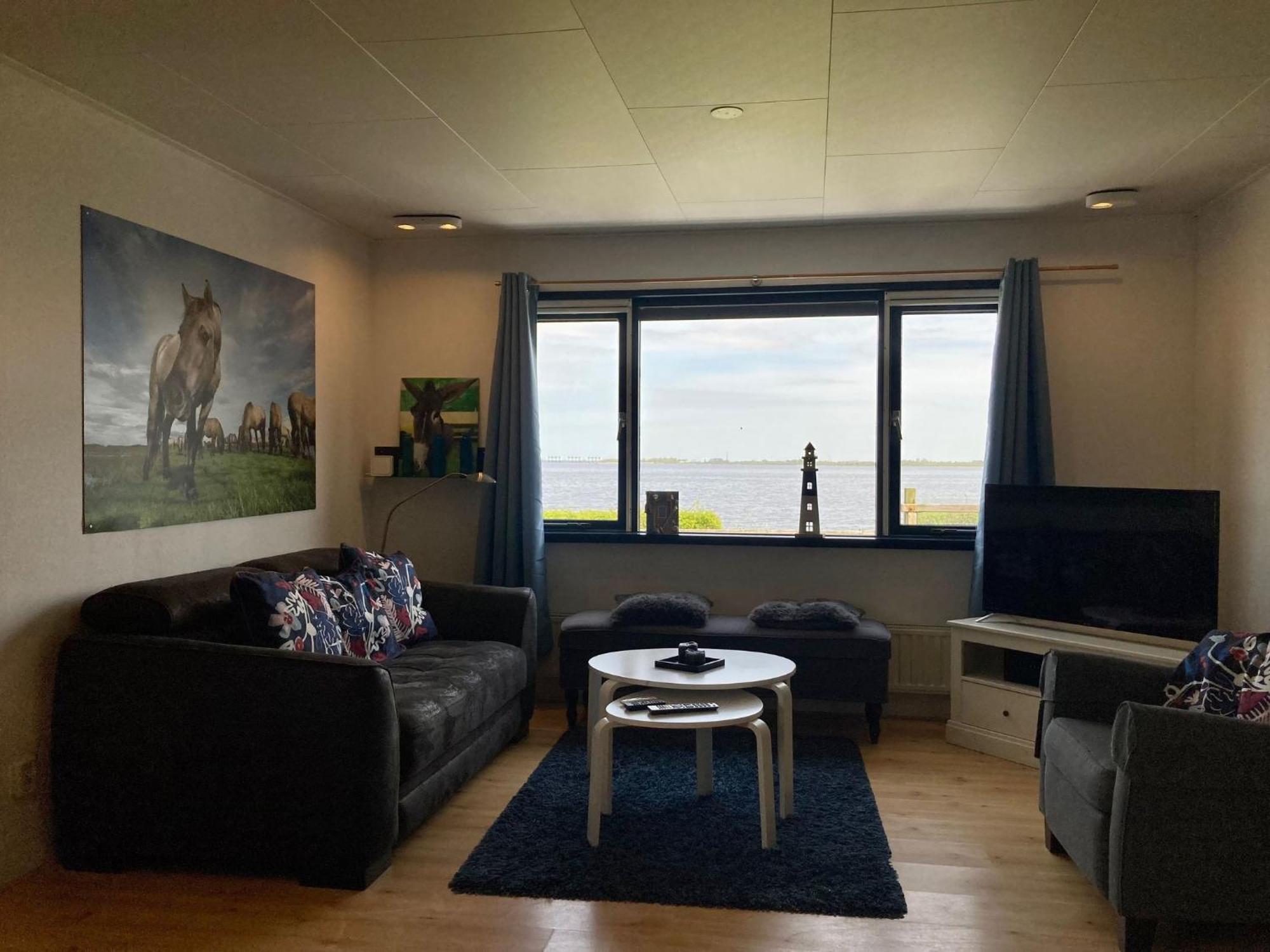Lakeview 6 Pers Holiday Home Aurora With Fenced Garden, Whirlpool And Sauna Anjum Bagian luar foto